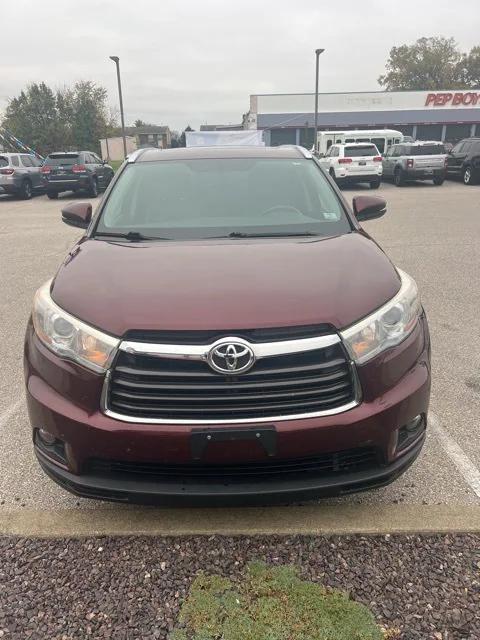 used 2015 Toyota Highlander car, priced at $15,450