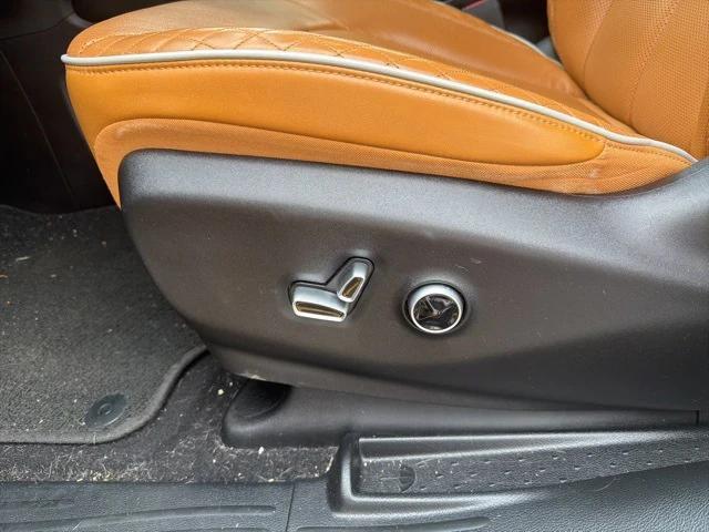 used 2021 Chrysler Pacifica car, priced at $28,543