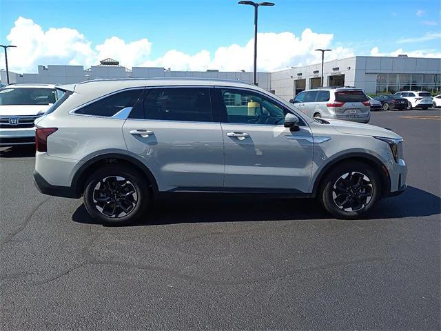 used 2025 Kia Sorento car, priced at $30,396