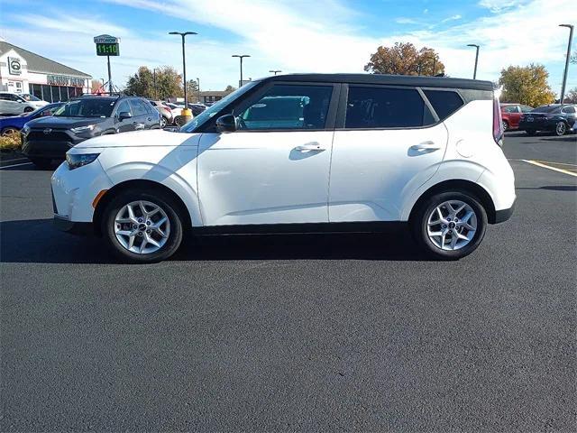 used 2024 Kia Soul car, priced at $19,522