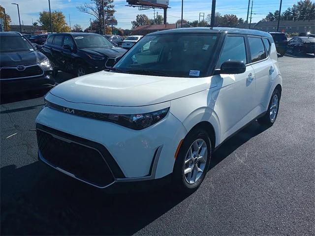 used 2024 Kia Soul car, priced at $19,522