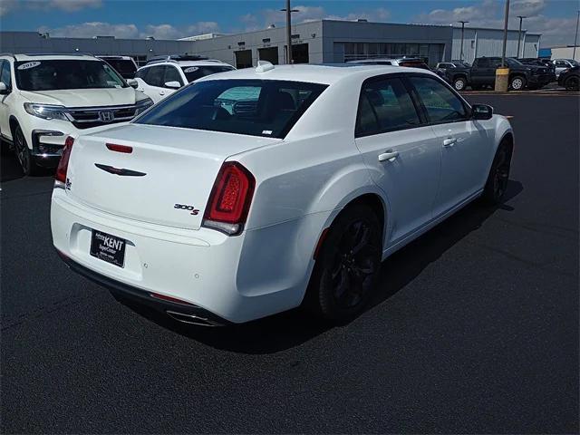 used 2022 Chrysler 300 car, priced at $22,596