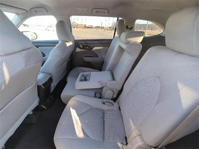 used 2023 Toyota Highlander car, priced at $30,550