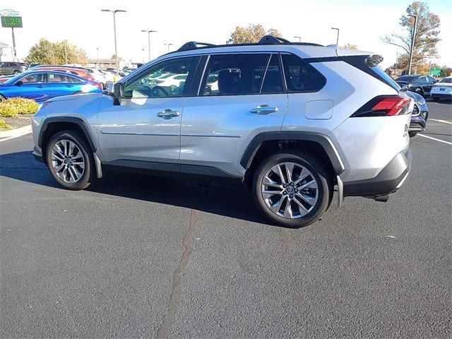 used 2025 Toyota RAV4 car