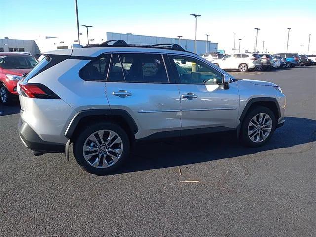 used 2025 Toyota RAV4 car