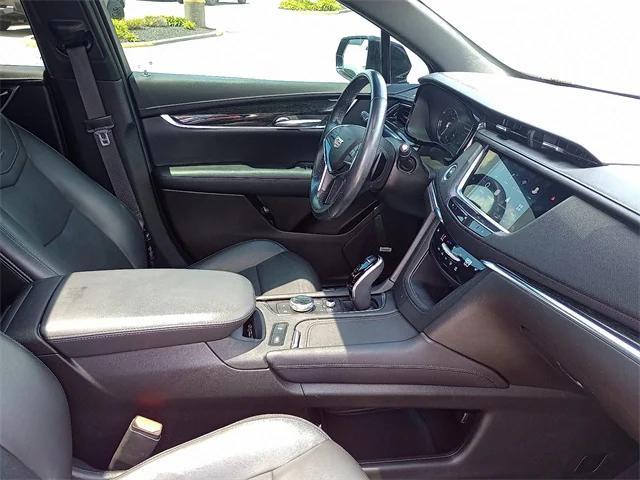 used 2021 Cadillac XT5 car, priced at $25,993