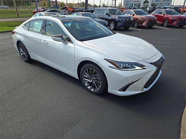 new 2025 Lexus ES 350 car, priced at $51,897