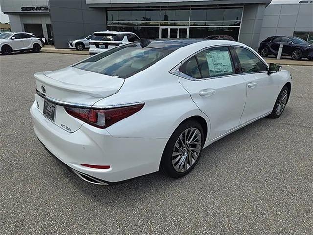 new 2025 Lexus ES 350 car, priced at $51,897