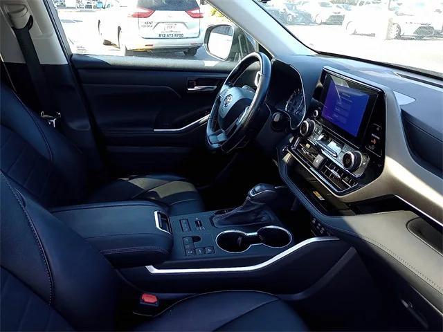 used 2023 Toyota Highlander car, priced at $35,995