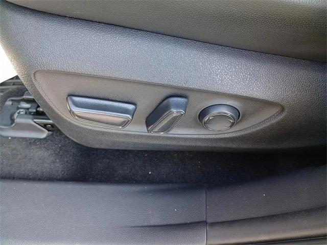 used 2023 Toyota Highlander car, priced at $35,995