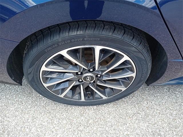 used 2022 Hyundai Sonata car, priced at $25,694