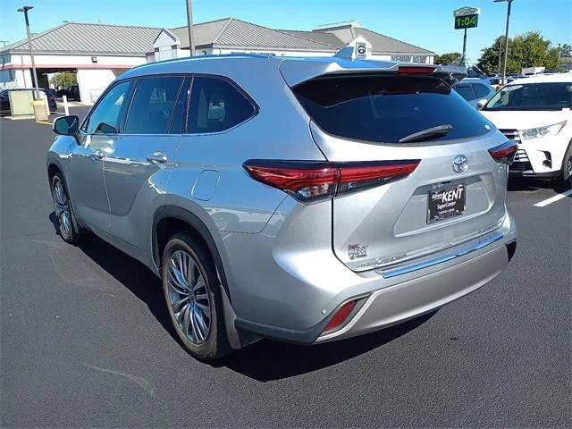 used 2021 Toyota Highlander car, priced at $32,985