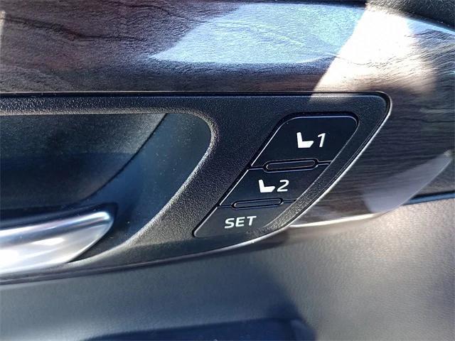 used 2021 Toyota Highlander car, priced at $32,985