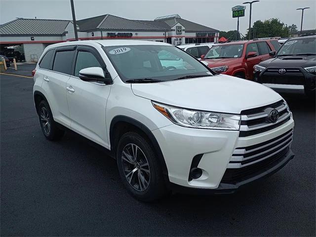 used 2019 Toyota Highlander car, priced at $15,985