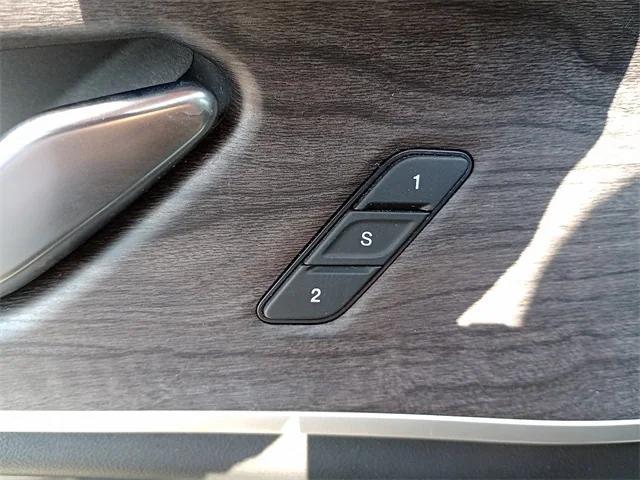 used 2022 Jeep Grand Cherokee car, priced at $30,554