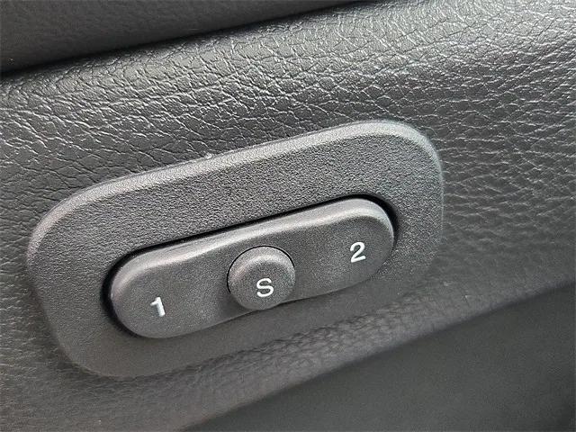 used 2021 Jeep Grand Cherokee car, priced at $28,694