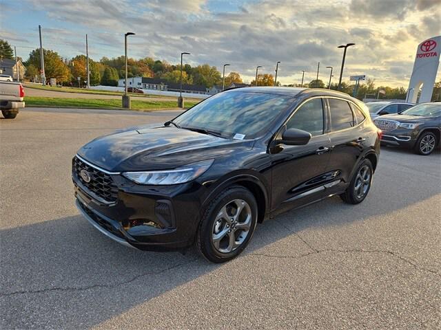 used 2023 Ford Escape car, priced at $23,950