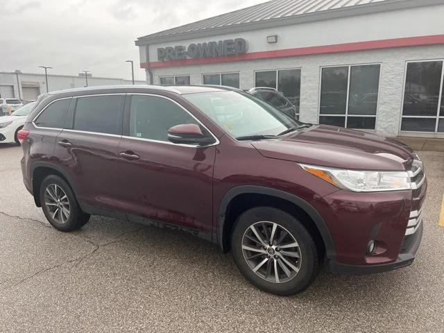 used 2019 Toyota Highlander car, priced at $29,150