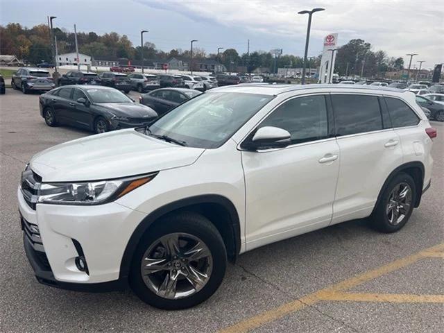 used 2019 Toyota Highlander car, priced at $29,995