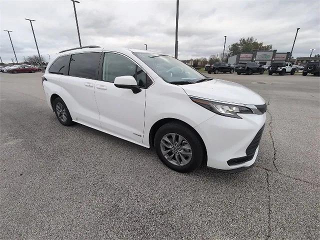 used 2021 Toyota Sienna car, priced at $34,550