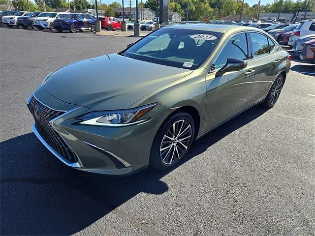 used 2025 Lexus ES 350 car, priced at $44,551