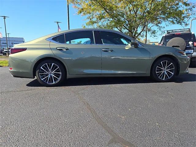 used 2025 Lexus ES 350 car, priced at $44,551