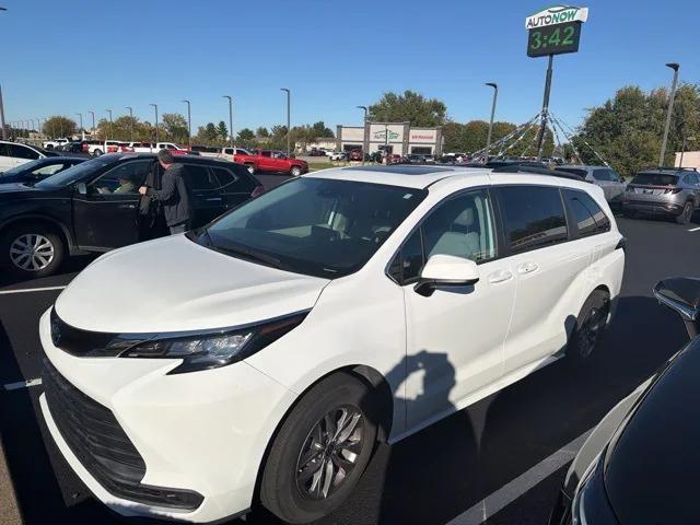 used 2021 Toyota Sienna car, priced at $36,950