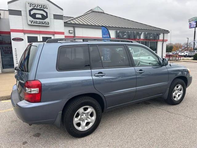 used 2005 Toyota Highlander car, priced at $8,250