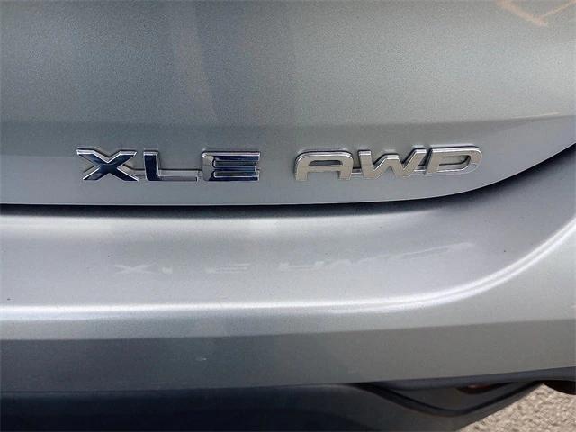 used 2022 Toyota Highlander car, priced at $33,387