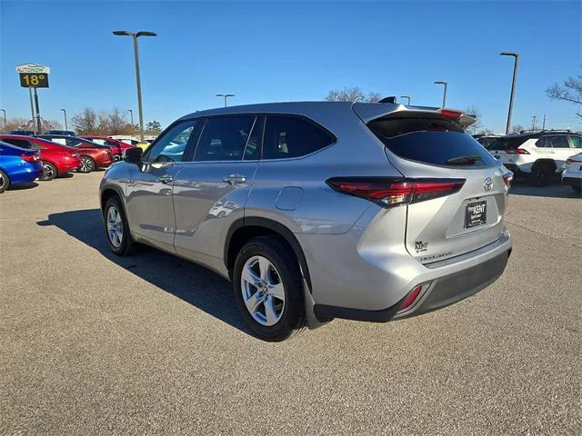 used 2024 Toyota Highlander car, priced at $37,450