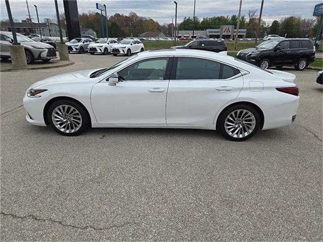 used 2023 Lexus ES 300h car, priced at $45,950