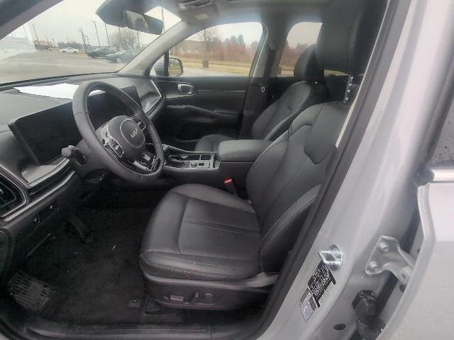 used 2025 Kia Sorento car, priced at $30,291
