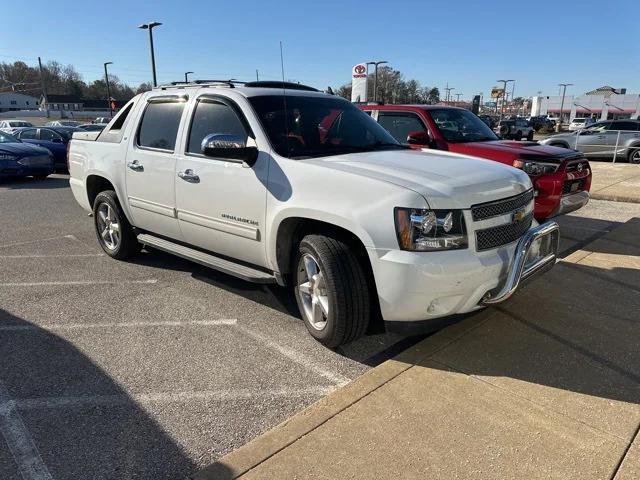 used 2011 Chevrolet Avalanche car, priced at $18,450