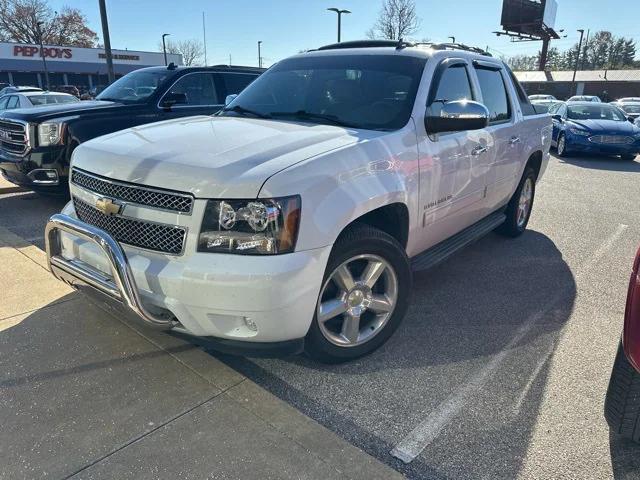 used 2011 Chevrolet Avalanche car, priced at $18,450