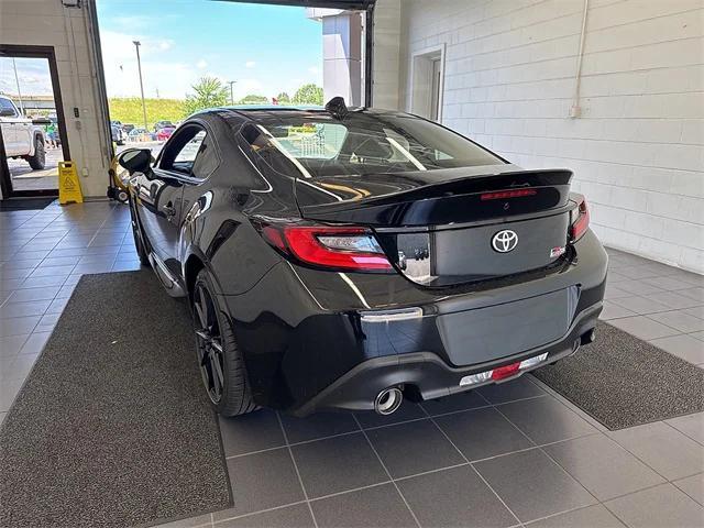new 2025 Toyota GR86 car, priced at $34,271