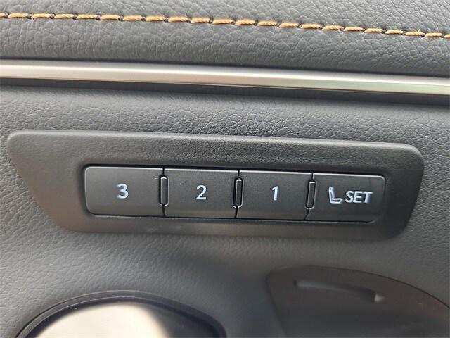 new 2025 Lexus ES 350 car, priced at $53,767