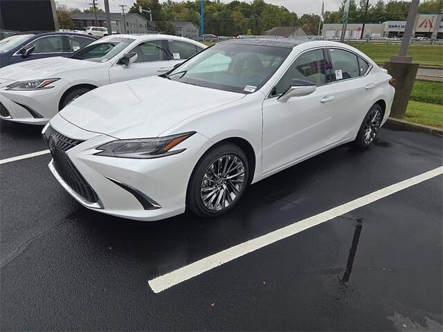 new 2025 Lexus ES 350 car, priced at $53,767
