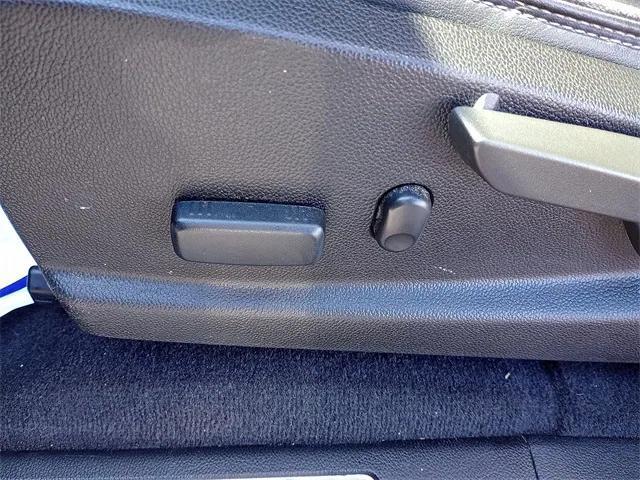 used 2019 GMC Canyon car, priced at $19,994