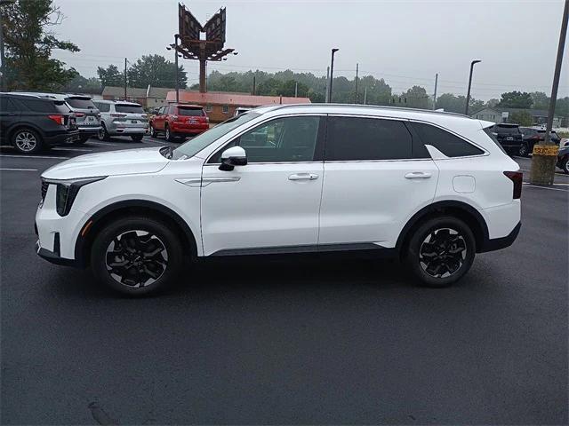 used 2024 Kia Sorento car, priced at $27,296