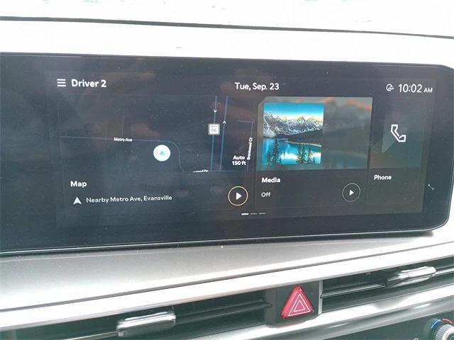 used 2024 Kia Sorento car, priced at $27,296