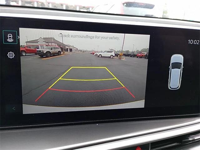 used 2024 Kia Sorento car, priced at $27,296