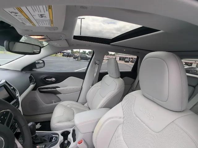 used 2021 Jeep Cherokee car, priced at $23,491