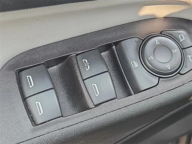 used 2021 Chevrolet Equinox car, priced at $16,394
