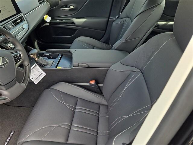 new 2025 Lexus ES 350 car, priced at $51,219