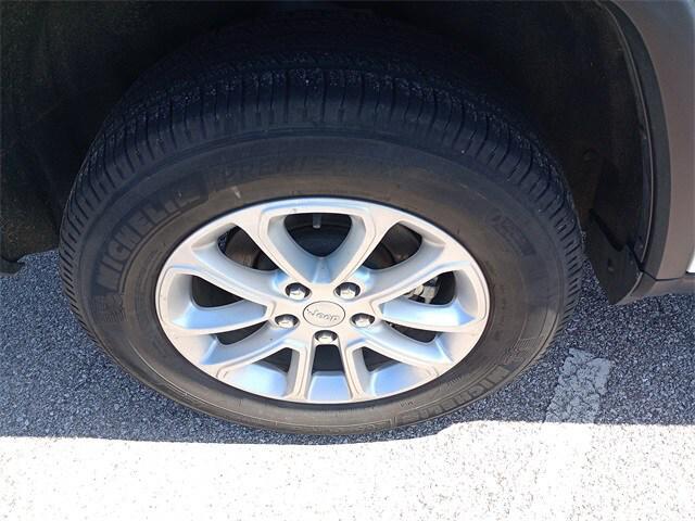 used 2021 Jeep Grand Cherokee car, priced at $26,993