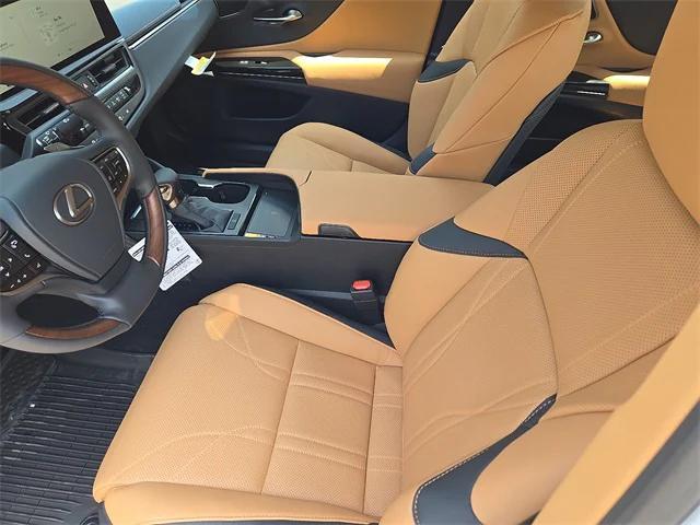 new 2025 Lexus ES 350 car, priced at $51,380