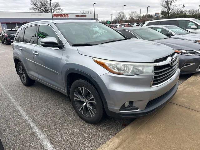 used 2016 Toyota Highlander car, priced at $19,995