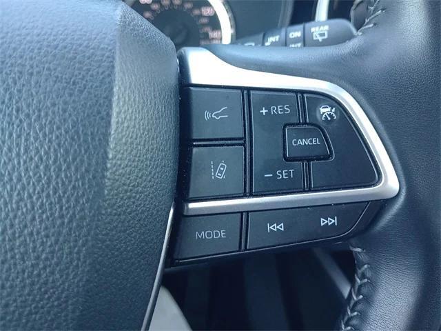 used 2025 Toyota Highlander car, priced at $35,985