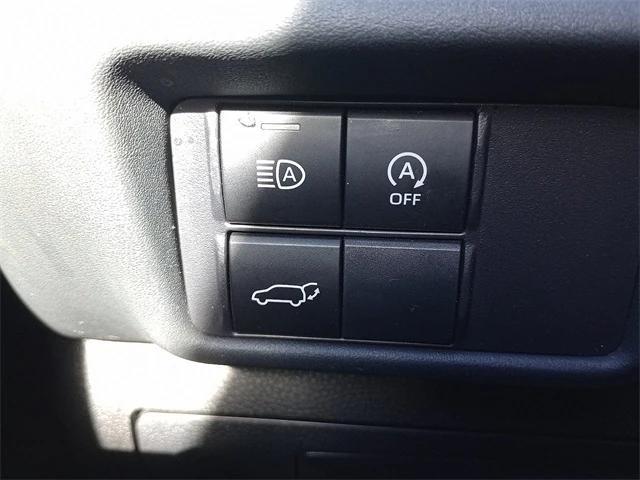 used 2025 Toyota Highlander car, priced at $35,985