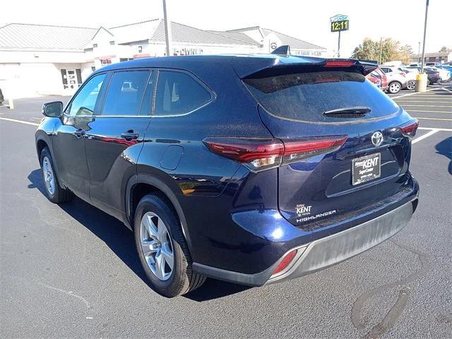 used 2025 Toyota Highlander car, priced at $35,985